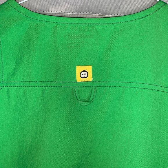 WonderWink Scrub Top Womens XS Green Stretch Sporty V-Neck Pockets Utility Loop - Picture 3 of 10